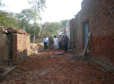 During visit of VLIF Team for review progress work of concreating at vill. Kakkar